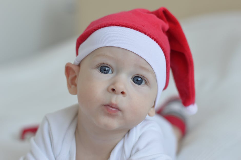 bebé-con-gorro-de-papá-noel